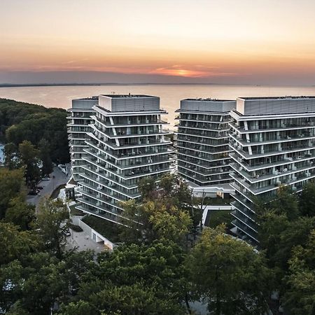 Prywatne Apartamenty Sun & Snow W Wave Z Basenem Miedzyzdroje Exterior foto