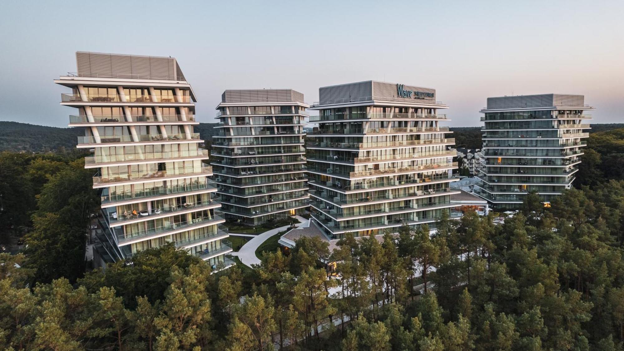 Prywatne Apartamenty Sun & Snow W Wave Z Basenem Miedzyzdroje Exterior foto